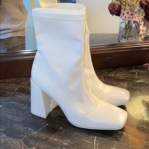 Forever 21 Cream Heeled Boots